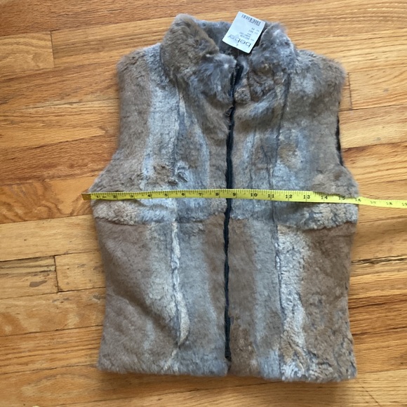 NWT Bebe Rabbit Fur Natural Color Vest - Picture 7 of 8